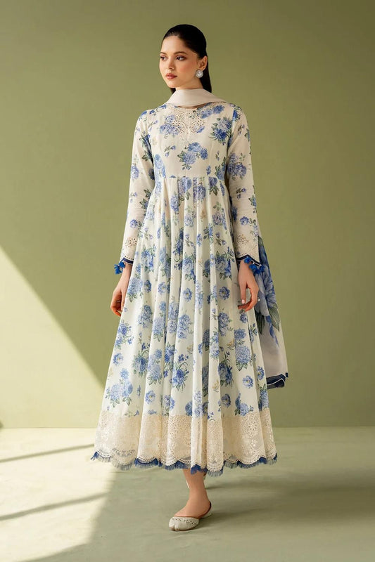 Women’s Classic Outfit – Blue & White Edition