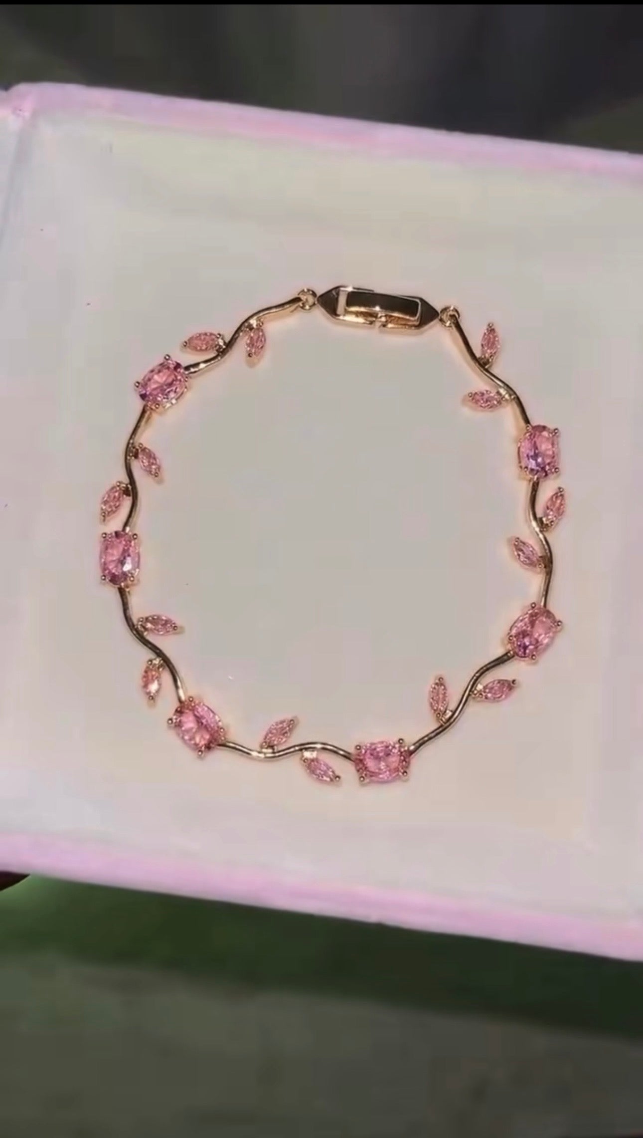 TULIP BRACELET