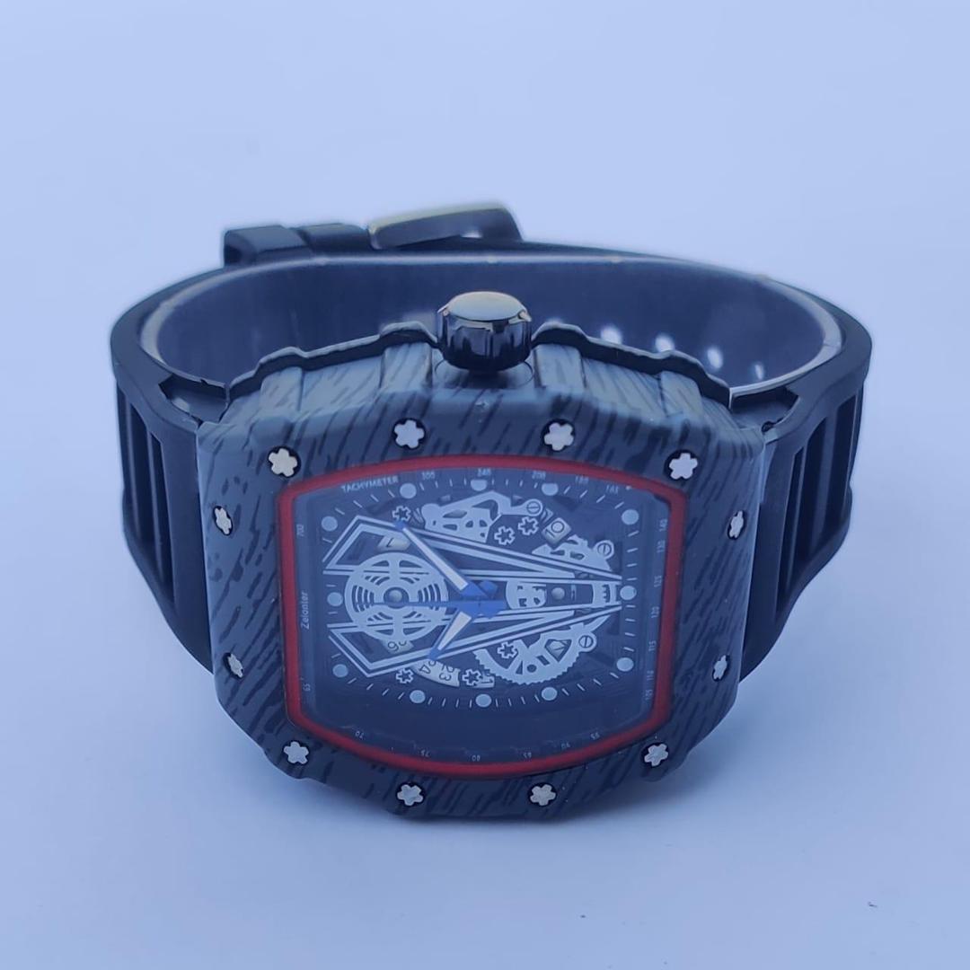 Men's Square Dial Sports Watch - 1 Pc Quartz Timepiece